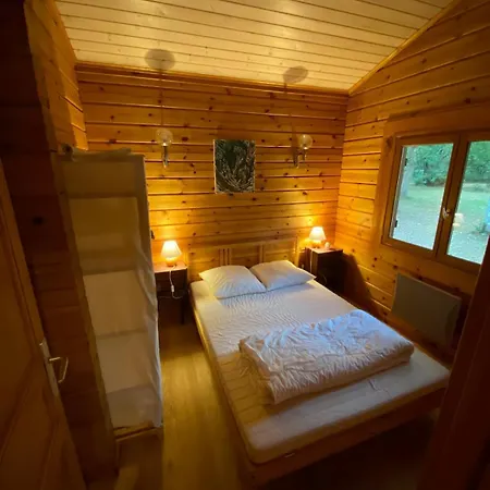 En Bois Sur Grand Parc Arbore Proche De L Ocean * فيندايز - مونتاليفت