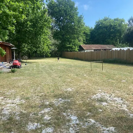 En Bois Sur Grand Parc Arbore Proche De L Ocean بيت للعطل