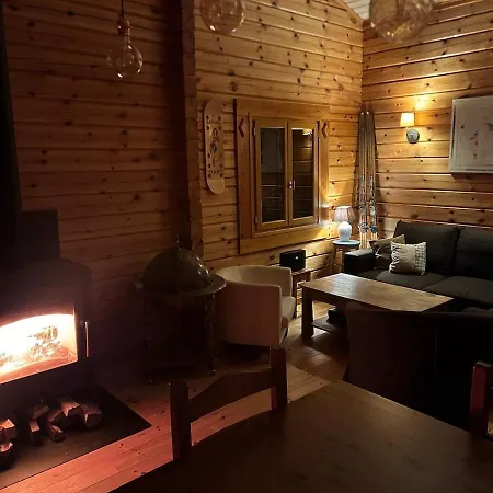 En Bois Sur Grand Parc Arbore Proche De L Ocean فيندايز - مونتاليفت