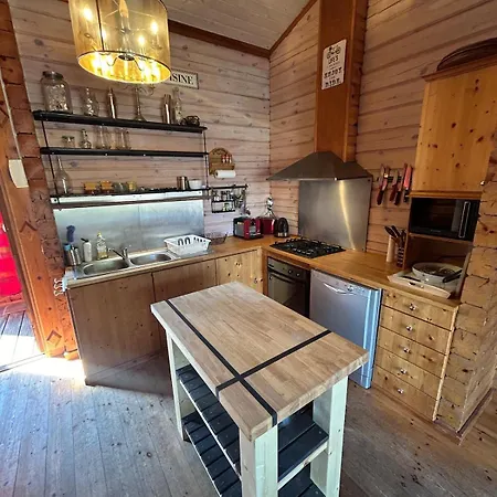En Bois Sur Grand Parc Arbore Proche De L Ocean 度假居 *